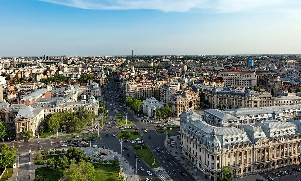 Bucharest — Bucharest University Square (cropped)