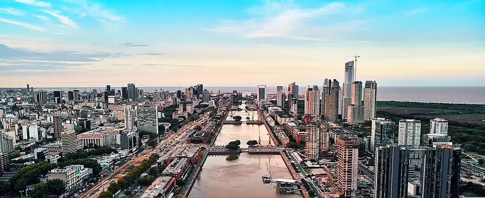 Buenos Aires — Puerto Madero, Buenos Aires (40689219792) (cropped)
