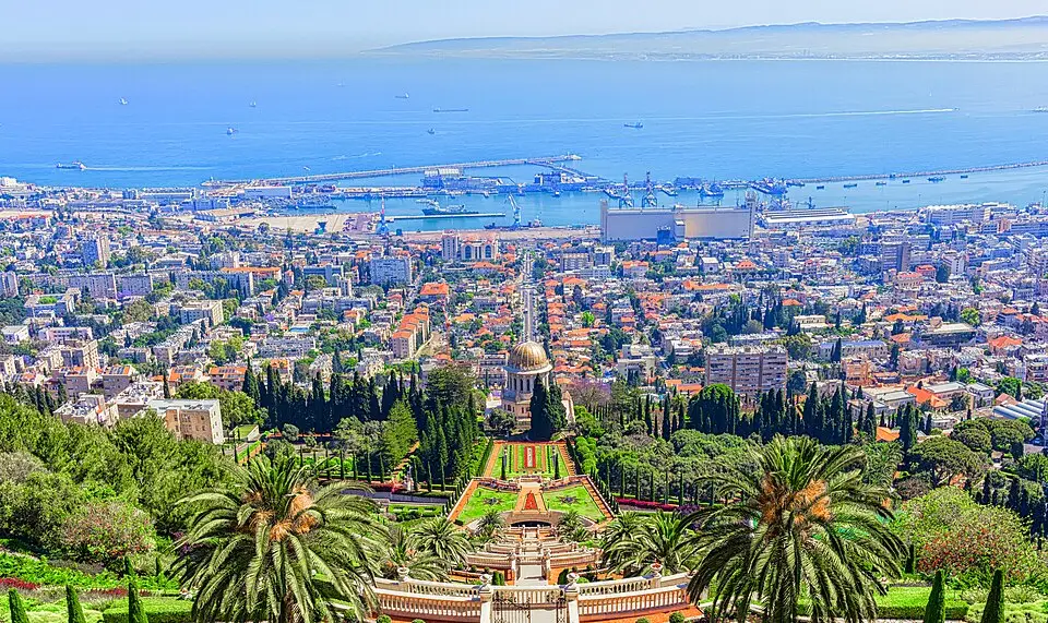 Haifa — The Hanging Gardens of Haifa, Israel (50099173503) (cropped)