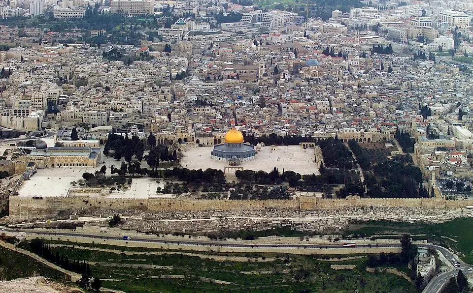 Jerusalem — Temple Mount (Aerial view, 2007) 07