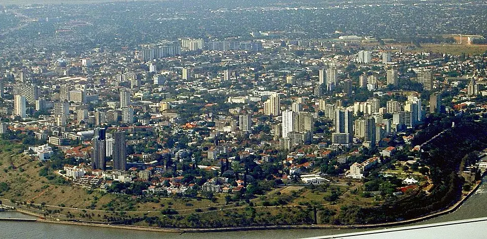 Maputo — Maputo seen from southeast - October 2006 (cropped)