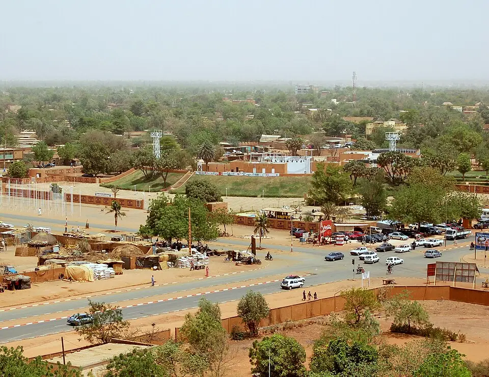 Niamey — Niamey from grand mosque theatre 2006
