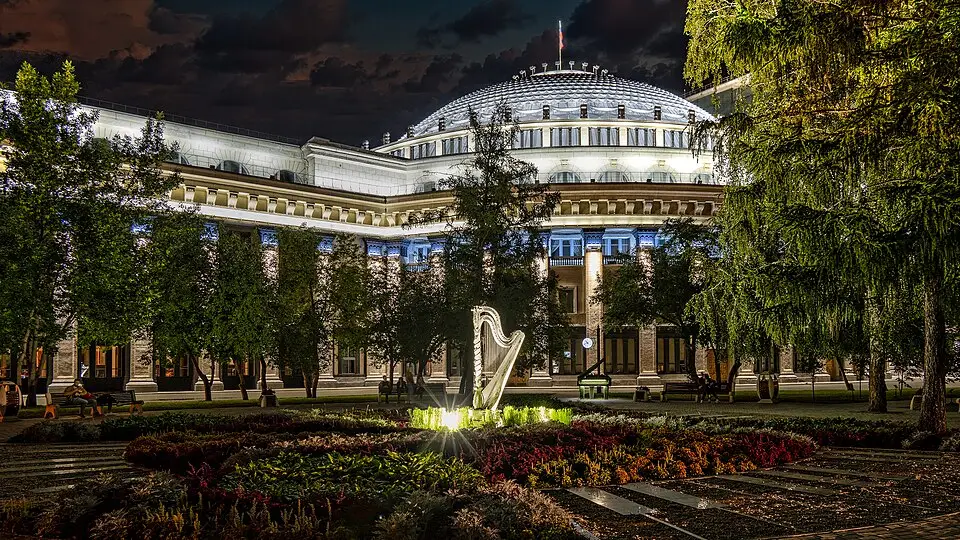Novosibirsk — Opera-and-Ballet-theatre-Novosibirsk