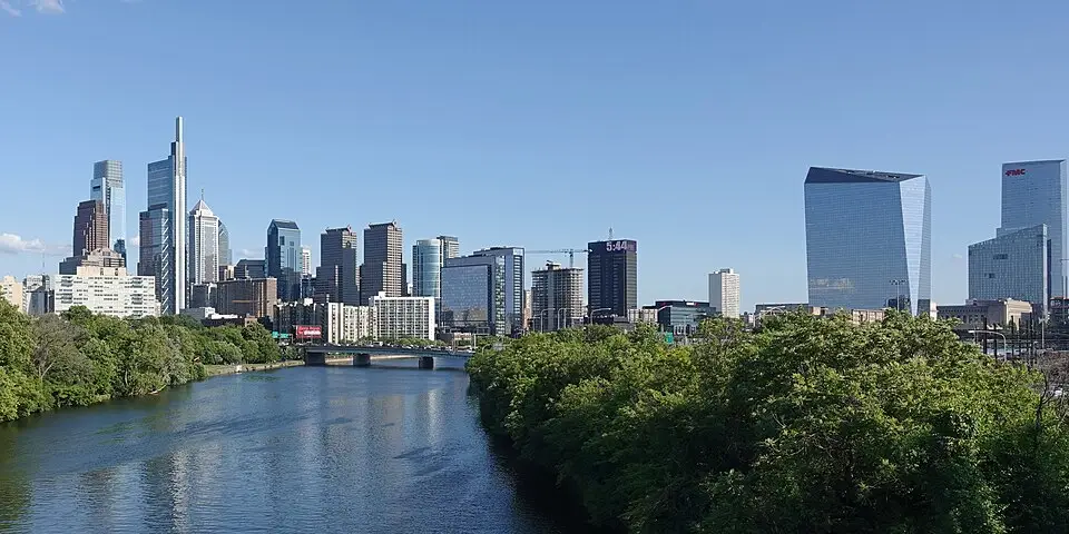 Philadelphia — Philadelphia skyline 20240528 (cropped 2-1)