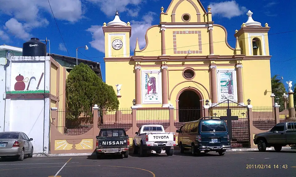 San Francisco — Iglesia San Francisco Gotera - panoramio