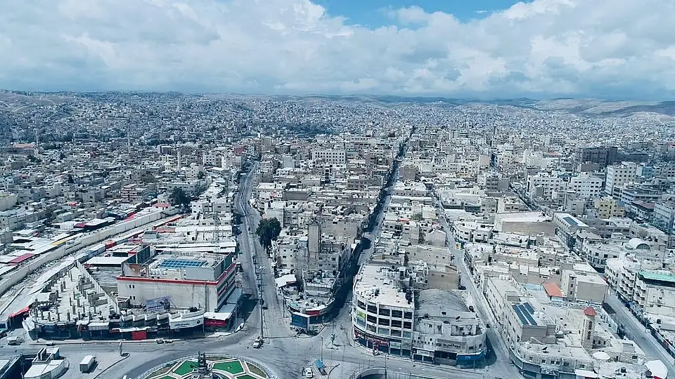 Zarqa — الزرقاء خلال حظر التجول نيسان ٢٠٢١